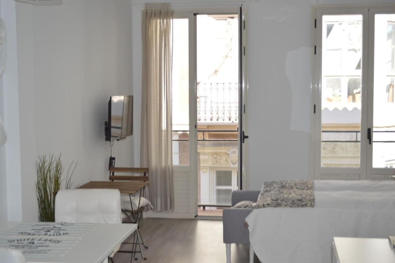 Modern Studio Flat Close To Plaza Merced Μάλαγα Εξωτερικό φωτογραφία